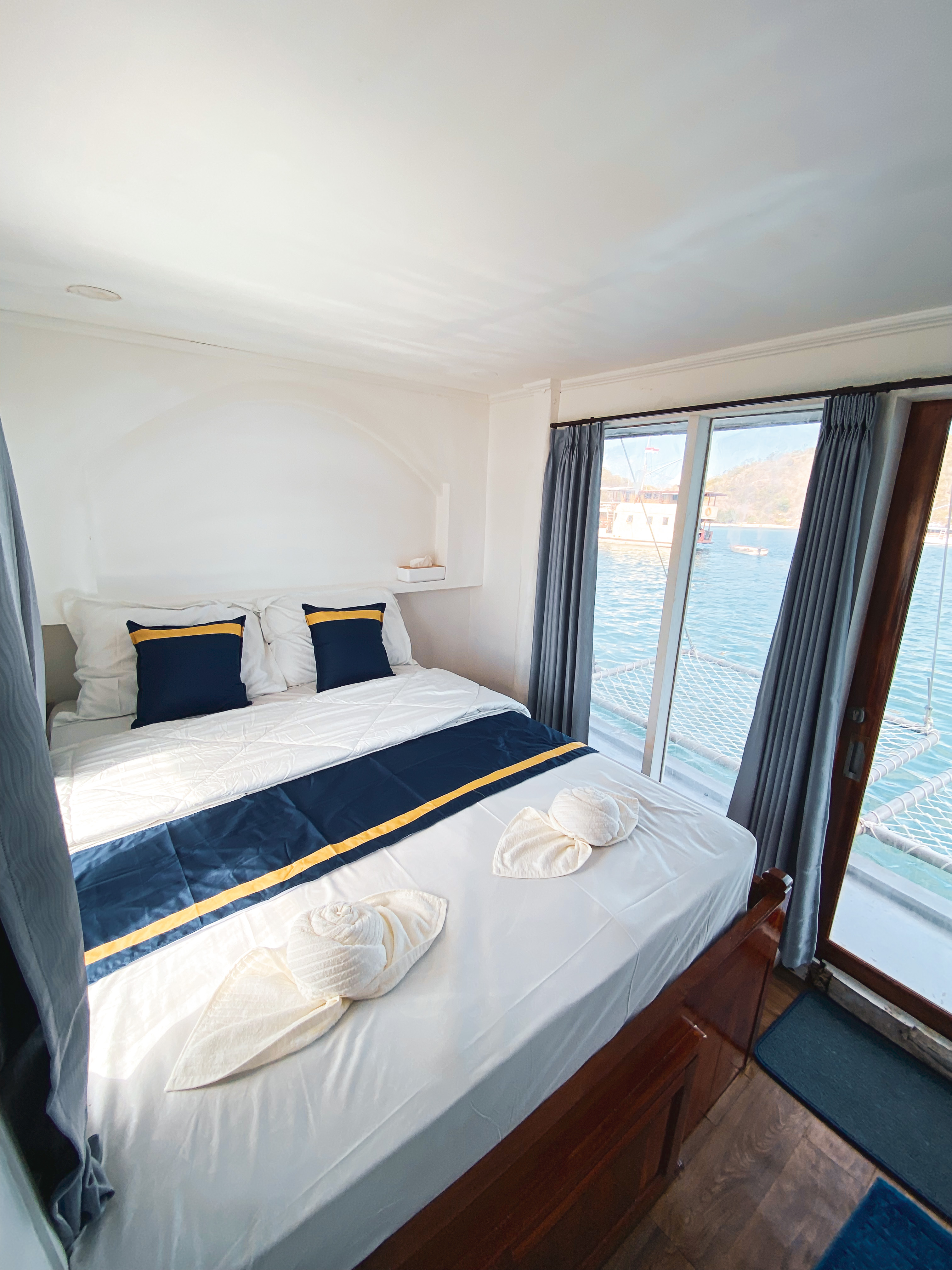 Deluxe Cabin I