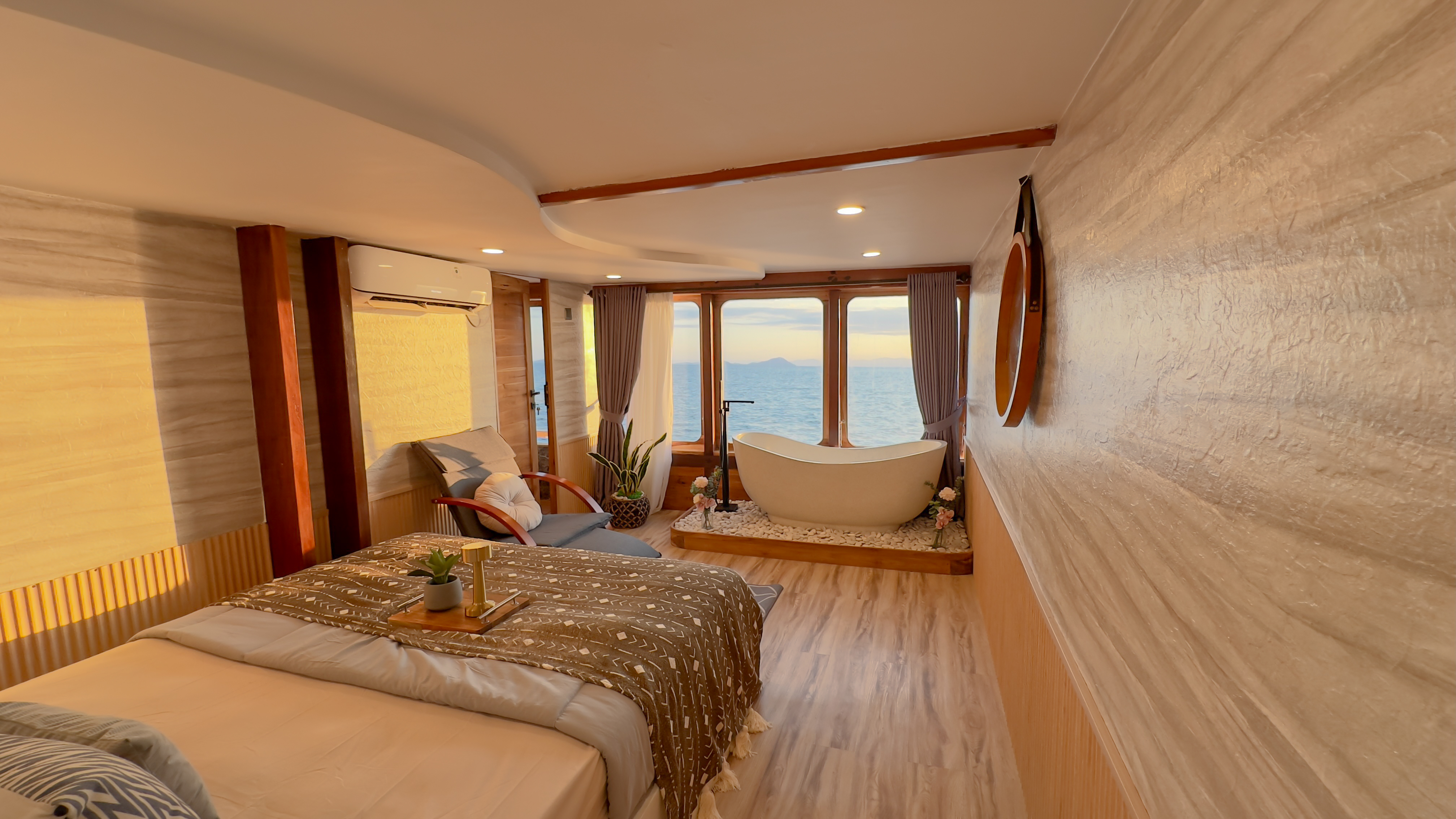 VIP Cabin
