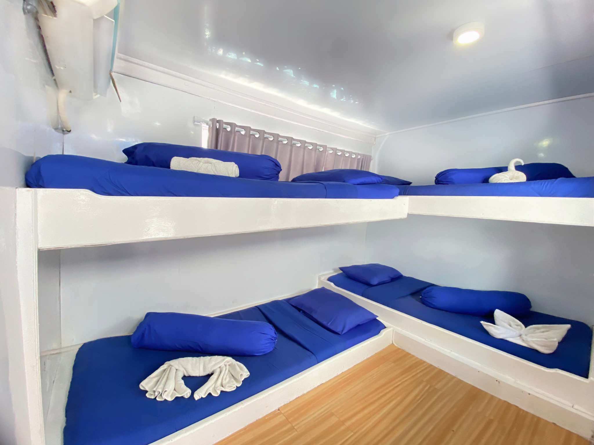 Sharing Cabin 1